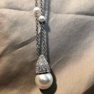 Swarovski crystal and pearl drop pendent Necklace